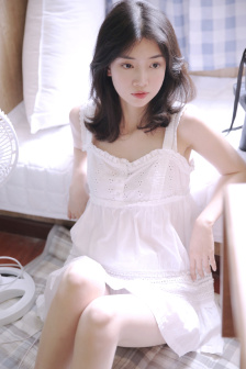 明星专题：妮基·希尔顿